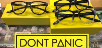 お洒落な老眼鏡「DONT PANIC」が新登場！