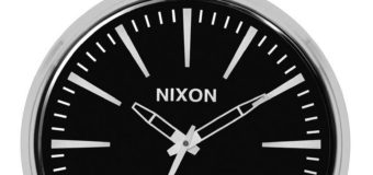 お問い合わせが多かったNIXON壁掛け時計再入荷しました。